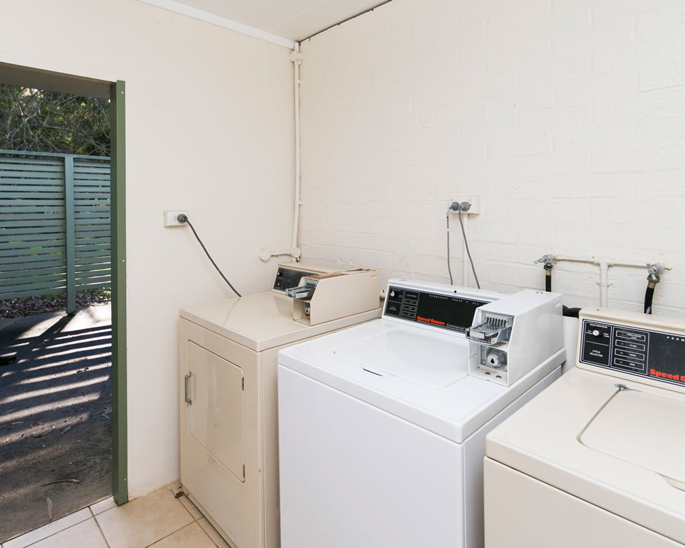 Laundry facilities at Burrinjuck caravan park